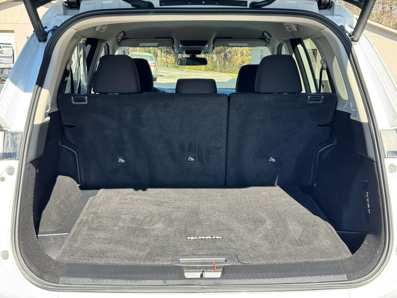 Nissan Rogue FWD SV 2024