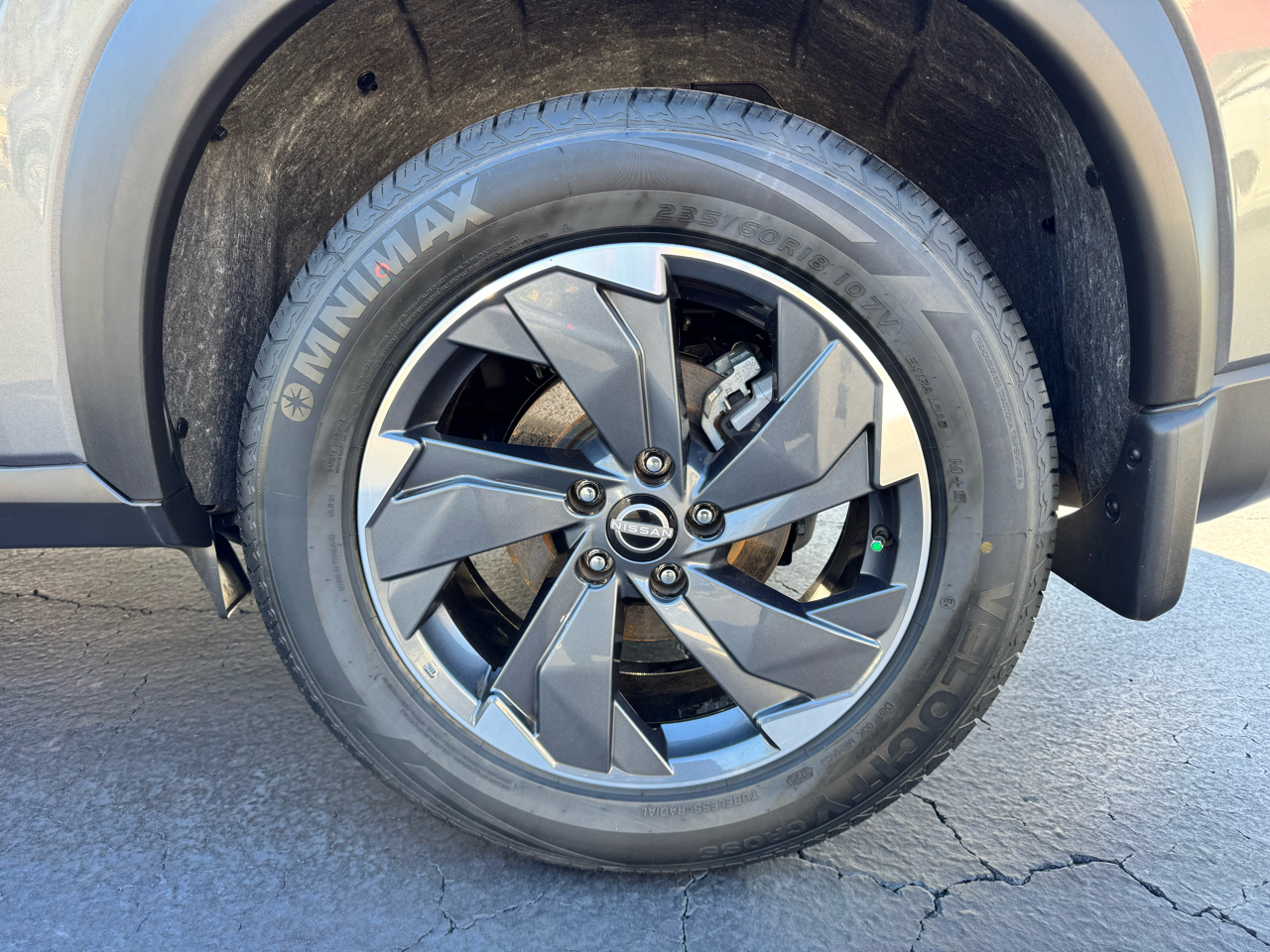 Nissan Rogue FWD SV 2024