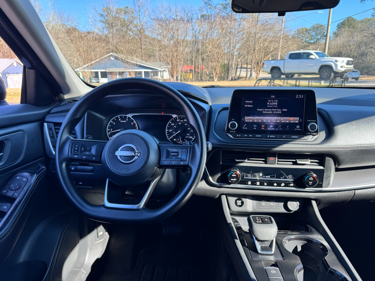 Nissan Rogue FWD SV 2024