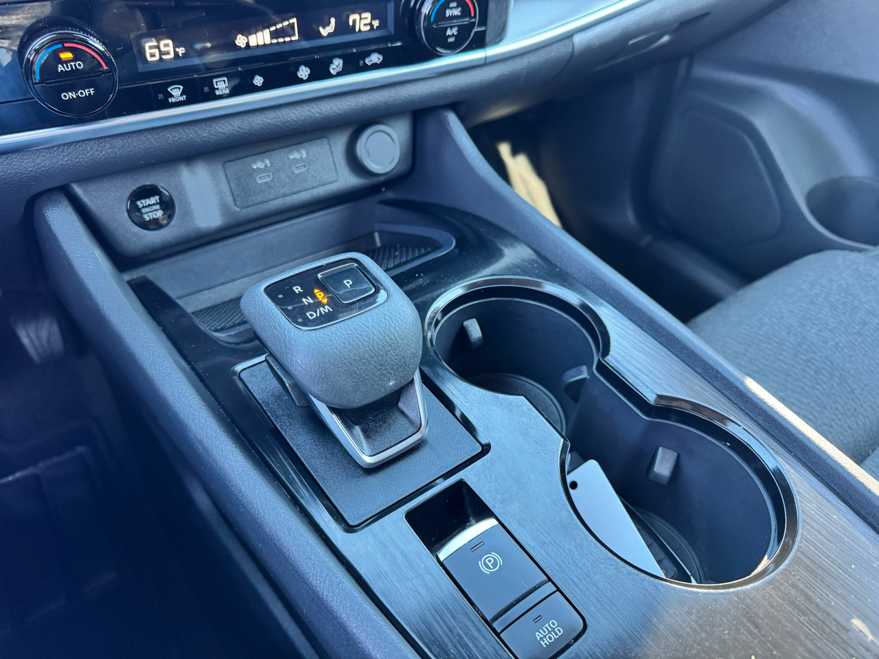 Nissan Rogue FWD SV 2024