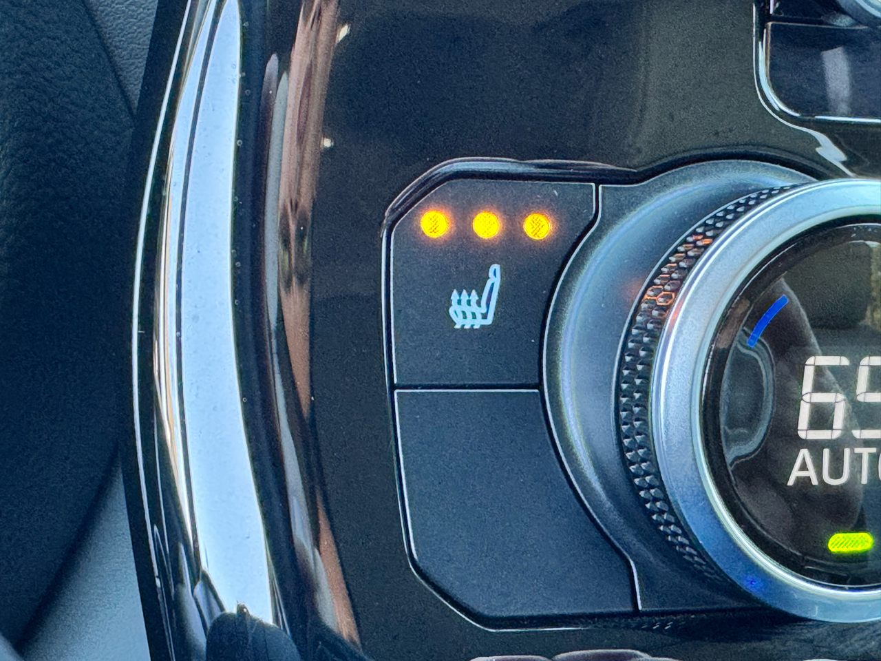 Toyota Highlander XLE FWD (Natl) 2023