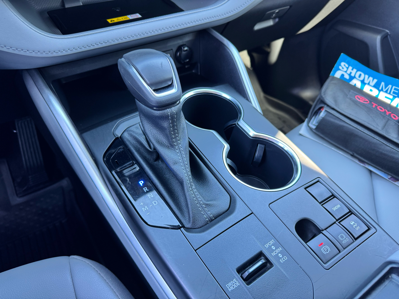 Toyota Highlander XLE FWD (Natl) 2023