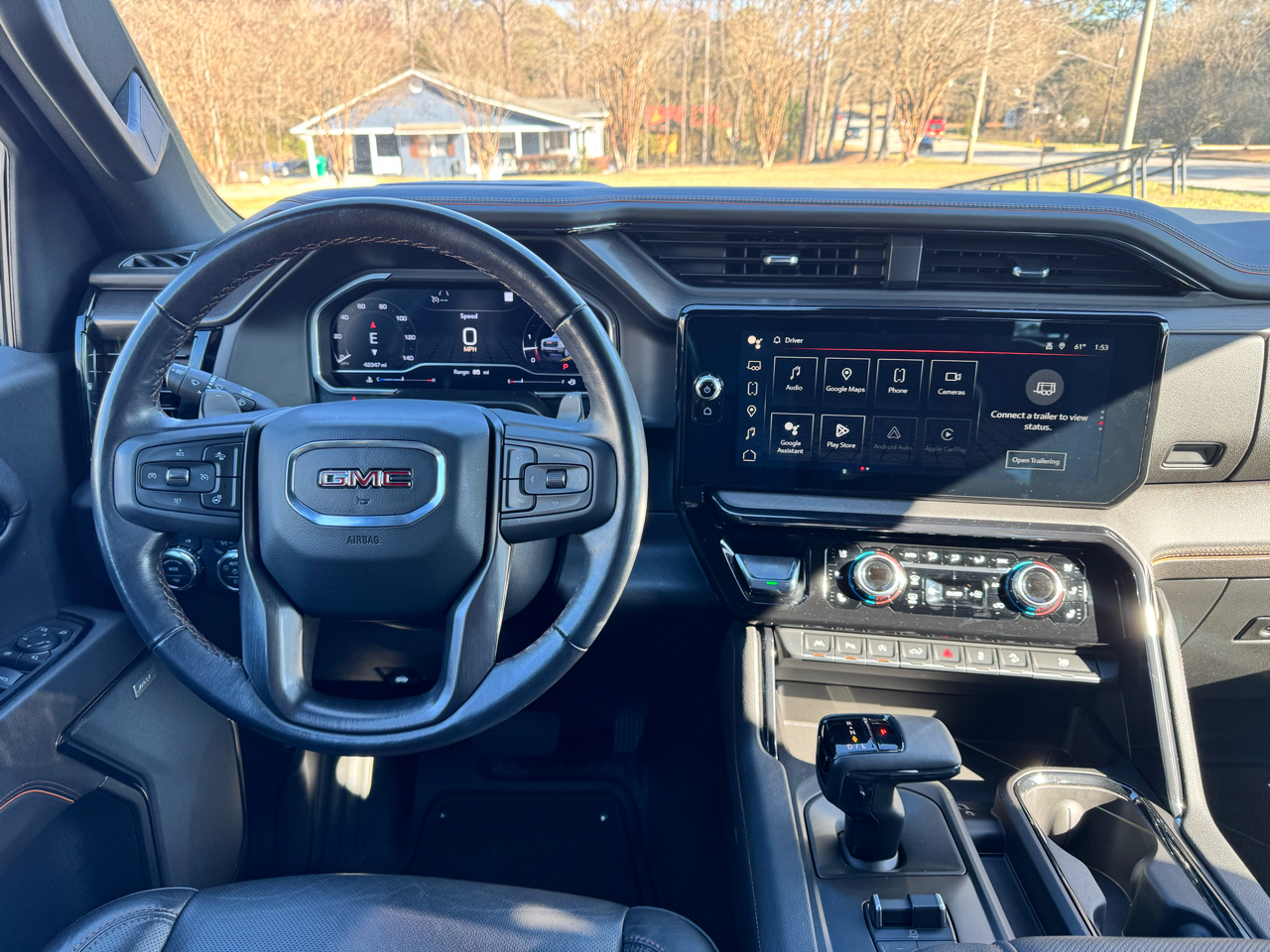 GMC Sierra 1500 4WD Crew Cab 147" AT4 2023