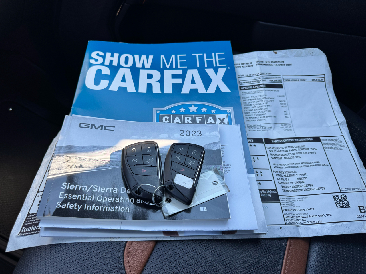 GMC Sierra 1500 4WD Crew Cab 147" AT4 2023