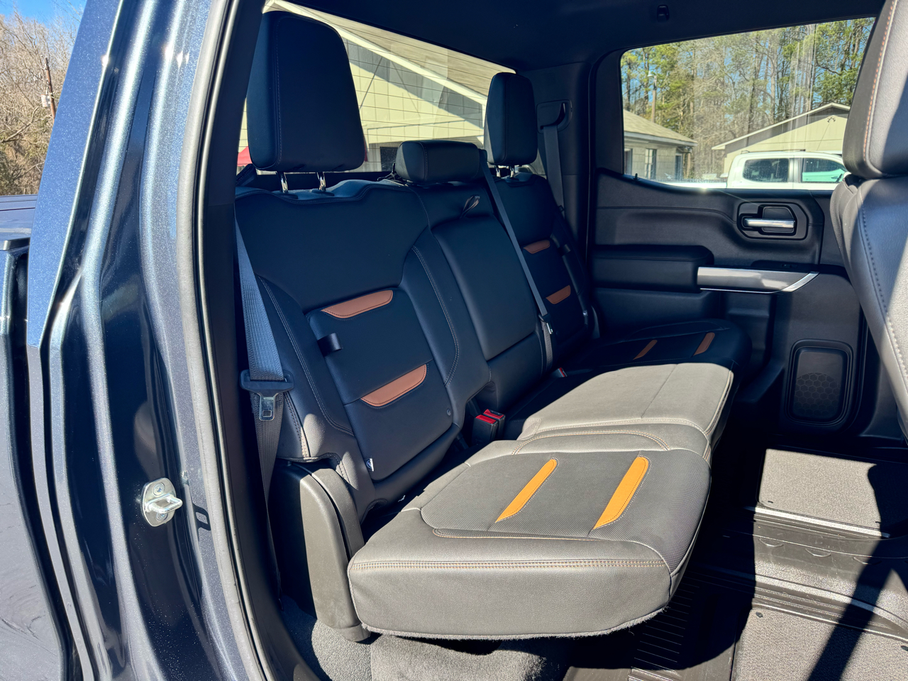 GMC Sierra 1500 4WD Crew Cab 147" AT4 2021