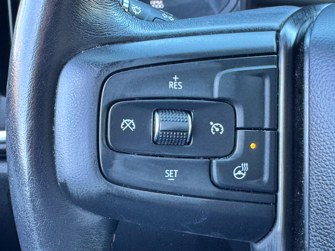 GMC Sierra 1500 4WD Crew Cab 147" AT4 2021