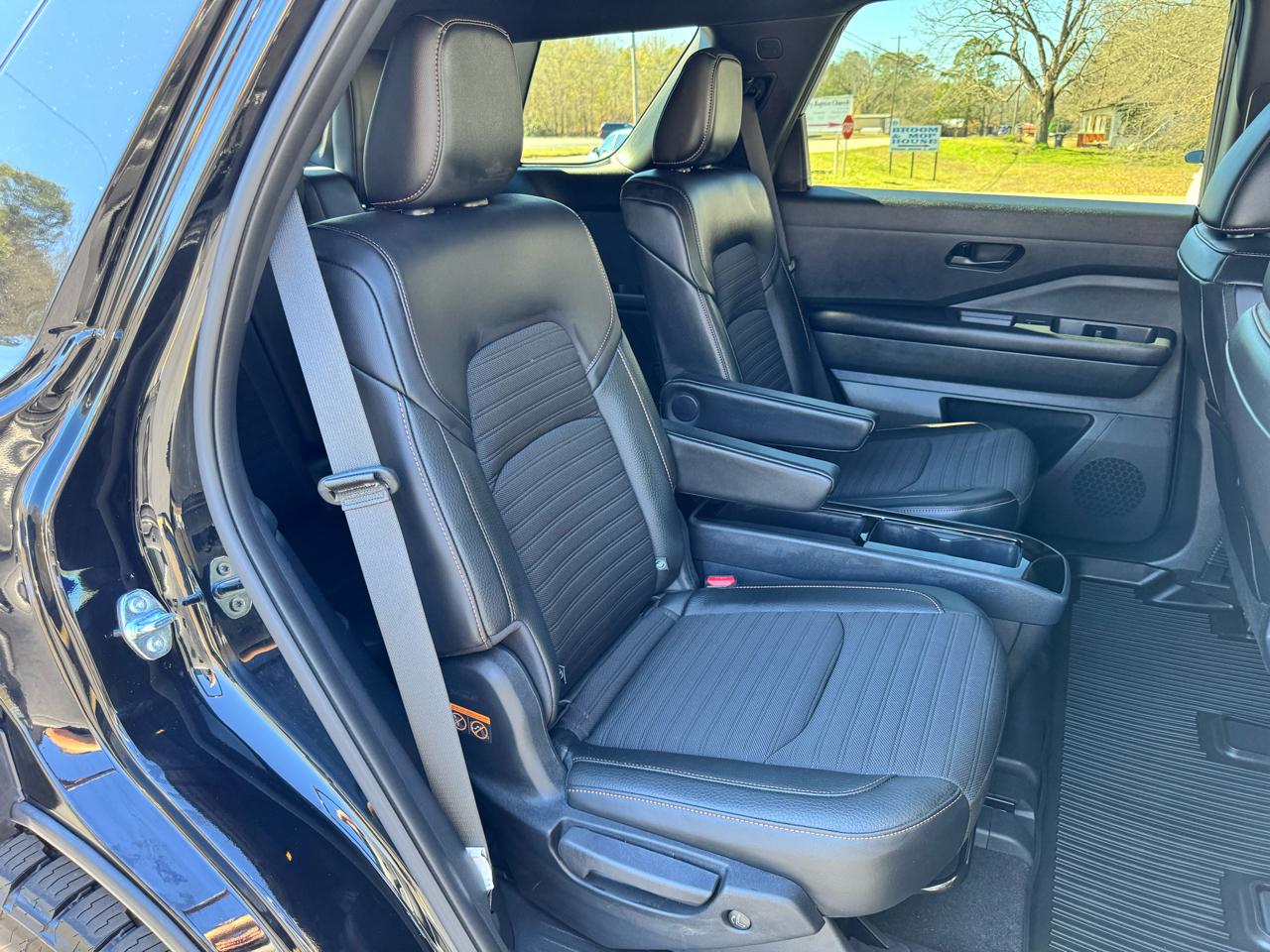 Nissan Pathfinder Rock Creek 4WD 2025