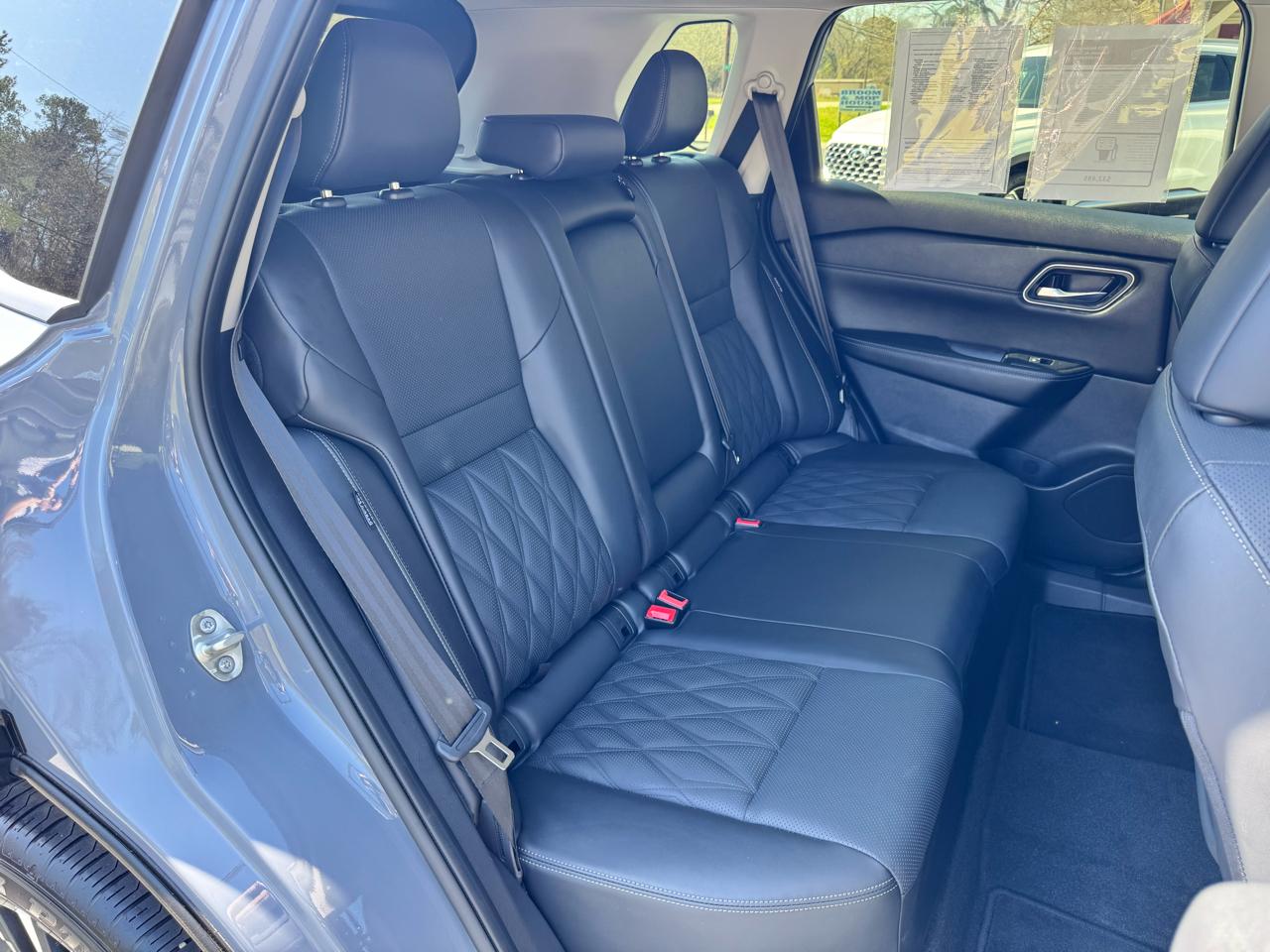 Nissan Rogue FWD Platinum 2025