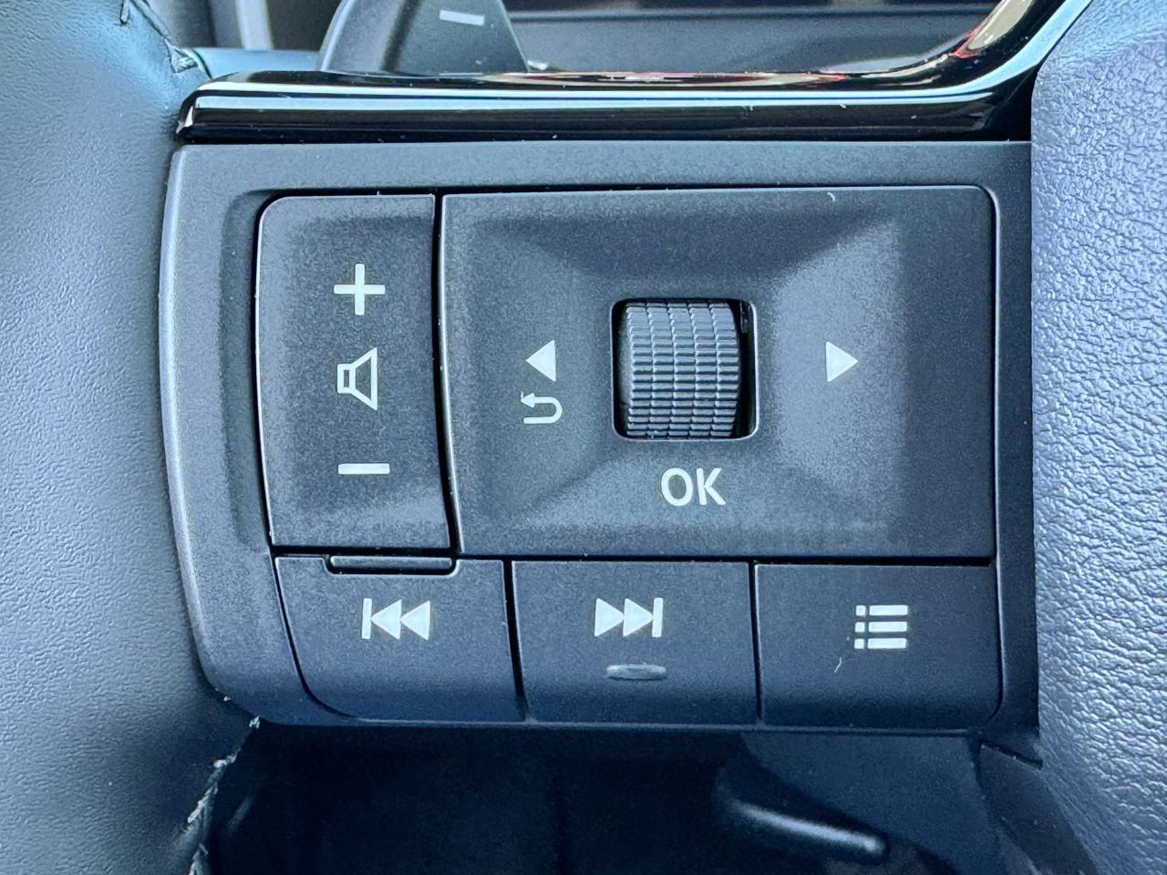 Nissan Rogue FWD Platinum 2025