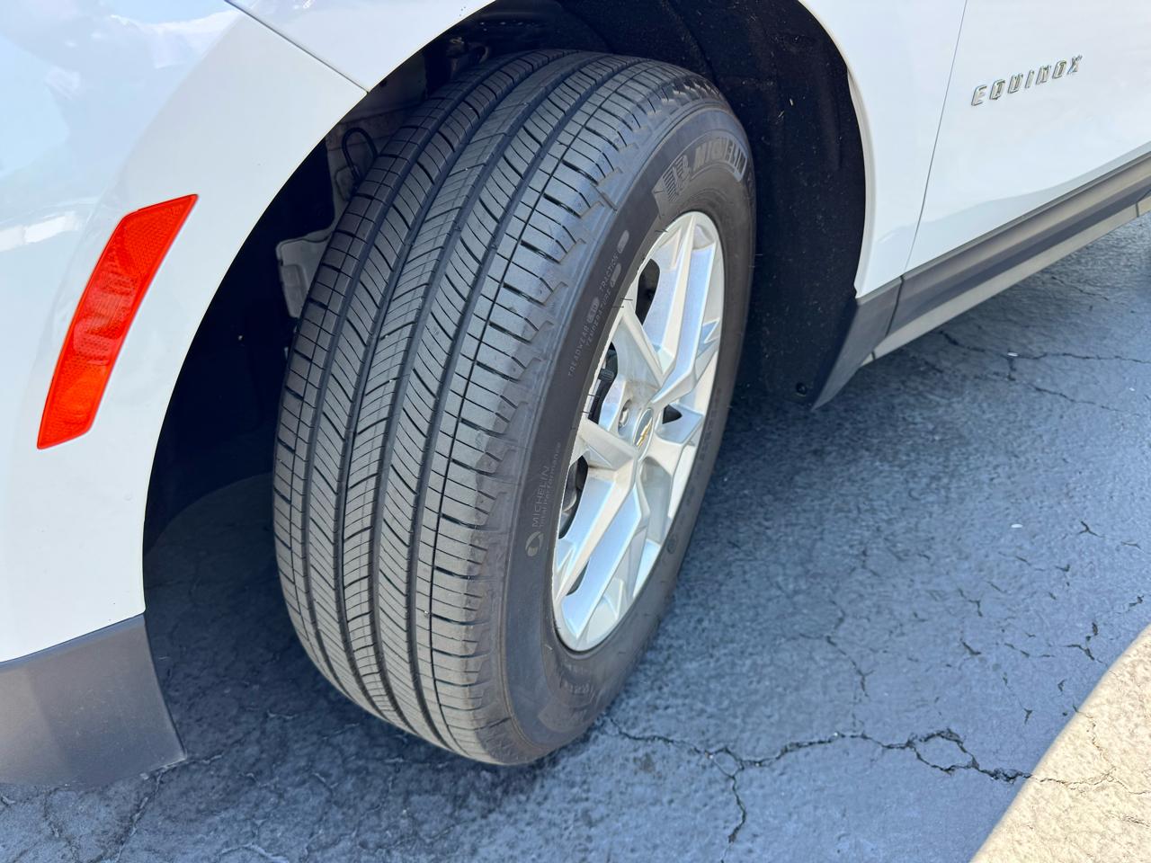 Chevrolet Equinox FWD 4dr LT w/1LT 2024