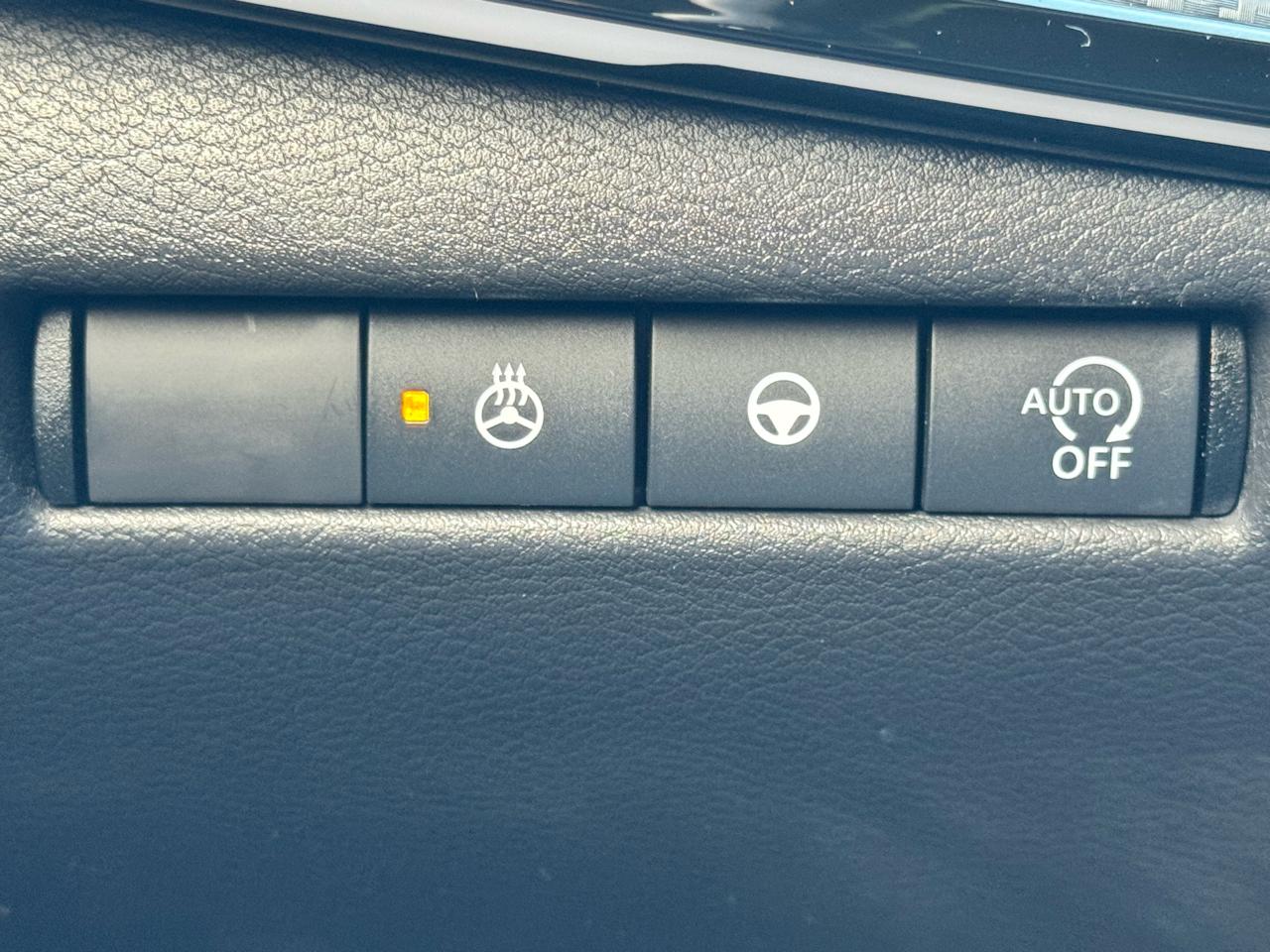 Nissan Kicks SR FWD 2025