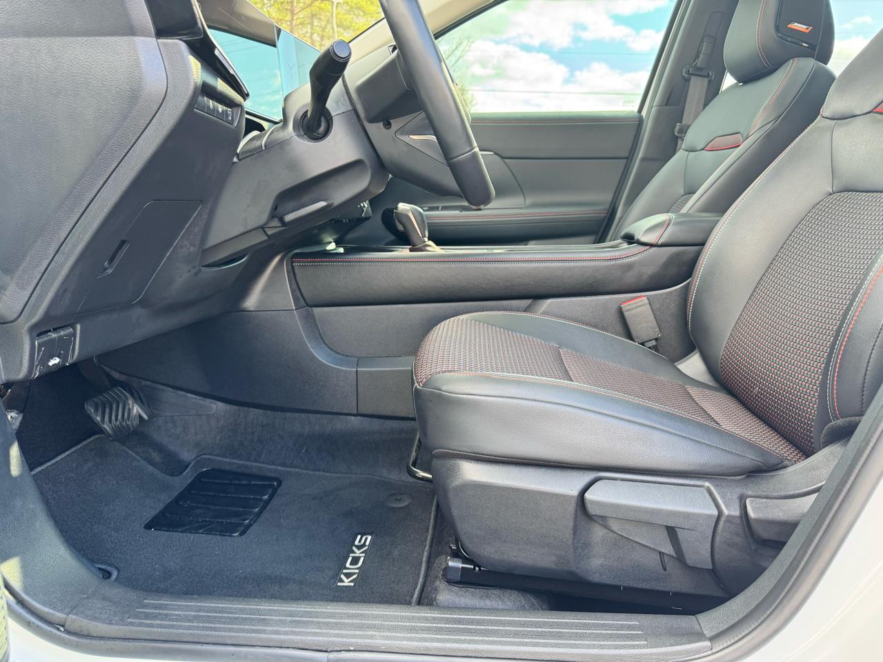 Nissan Kicks SR FWD 2025