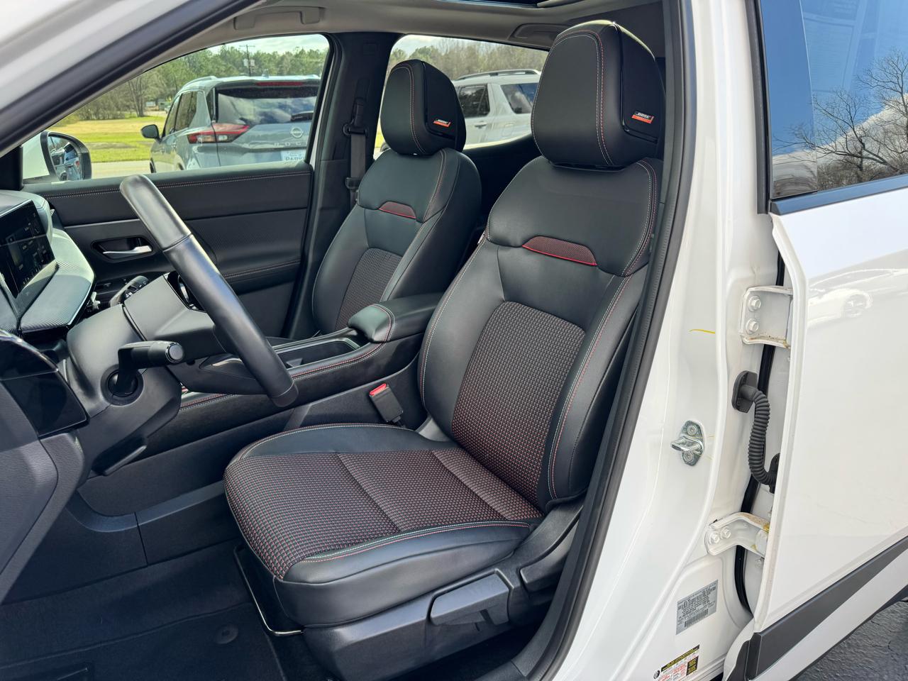 Nissan Kicks SR FWD 2025