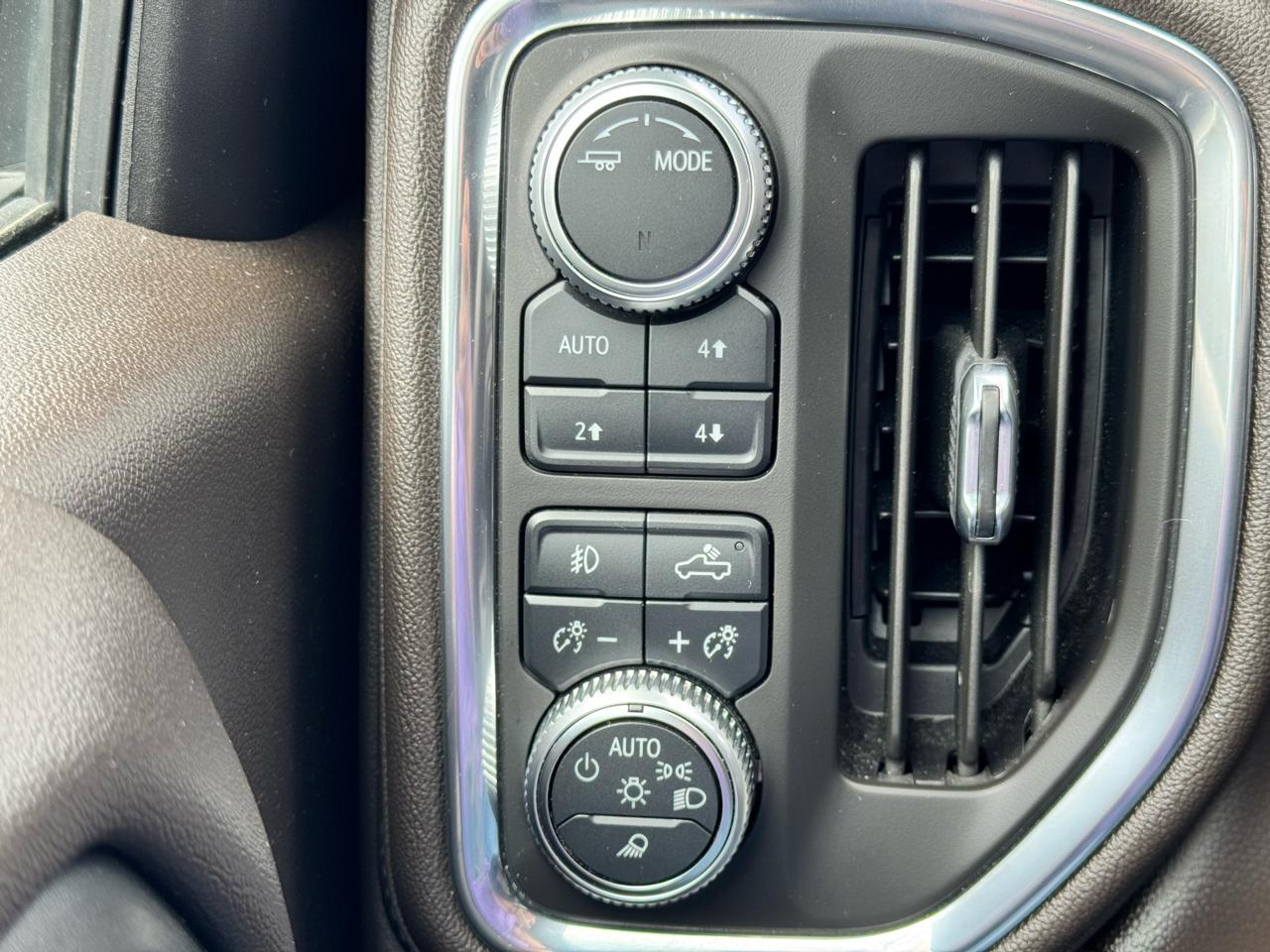 GMC Sierra 1500 4WD Crew Cab 147" SLT 2020