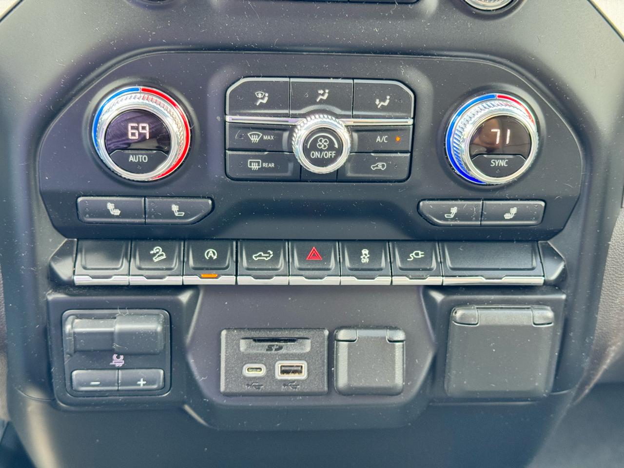 GMC Sierra 1500 4WD Crew Cab 147" SLT 2020