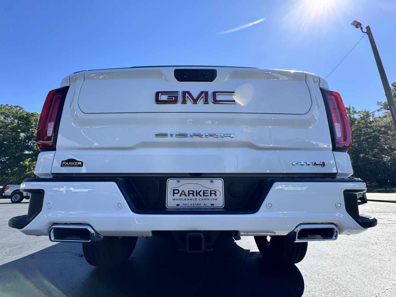 GMC Sierra 1500 4WD Crew Cab 147" AT4 2025