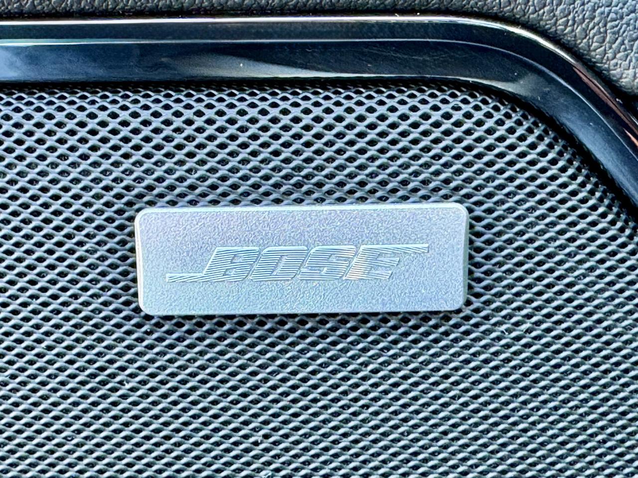 GMC Sierra 1500 4WD Crew Cab 147" AT4 2025