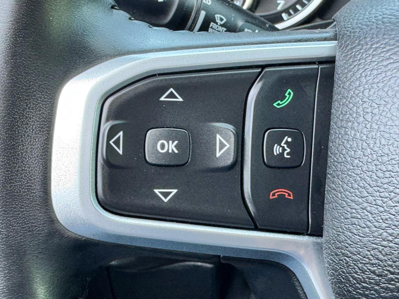 RAM 1500 Big Horn 4x4 Crew Cab 5'7" Box 2021