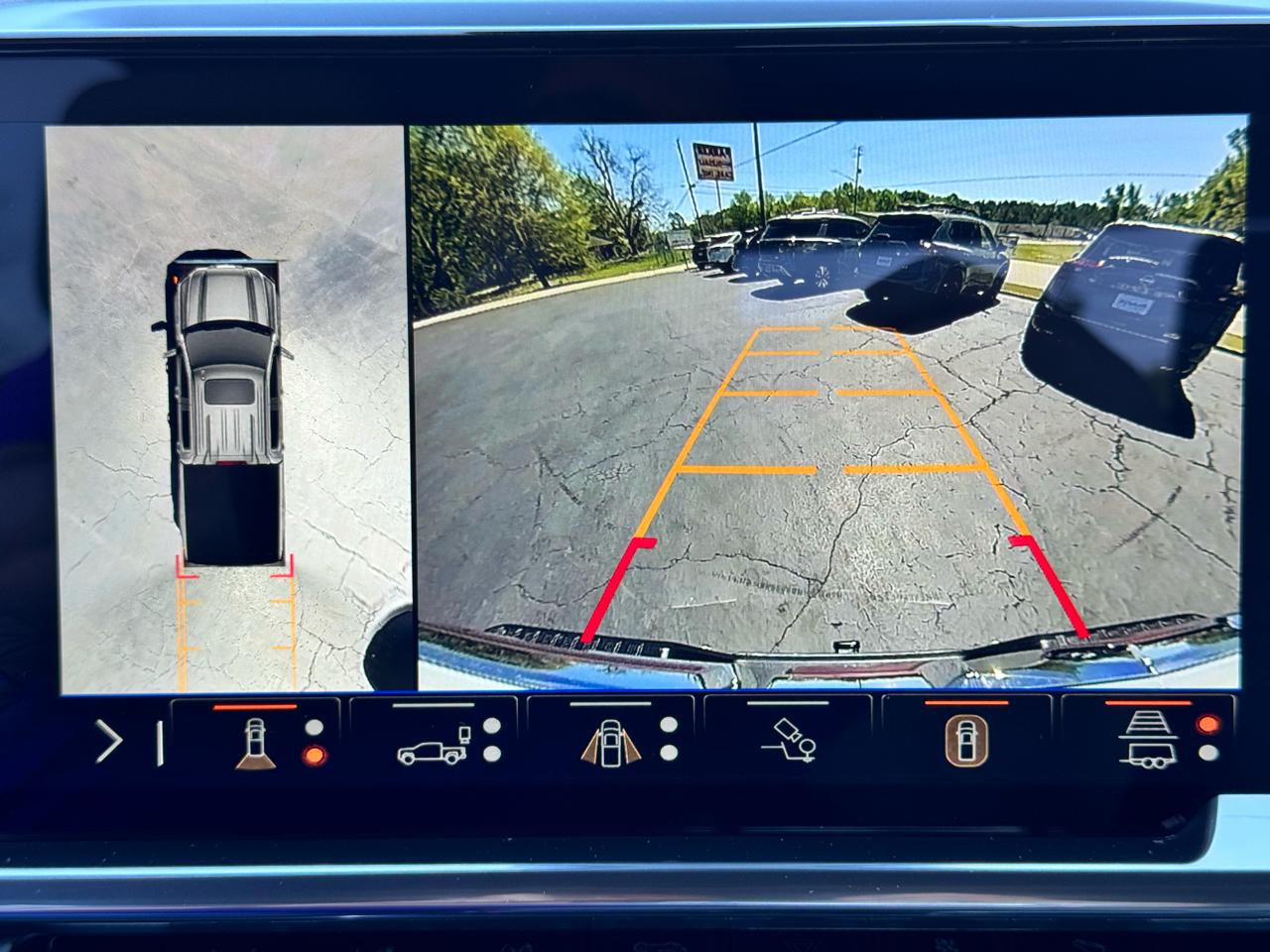 GMC Sierra 1500 4WD Crew Cab 147" SLT 2026