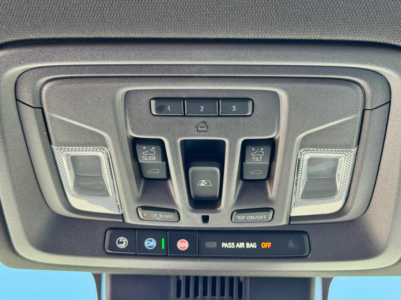 GMC Sierra 1500 4WD Crew Cab 147" SLT 2026