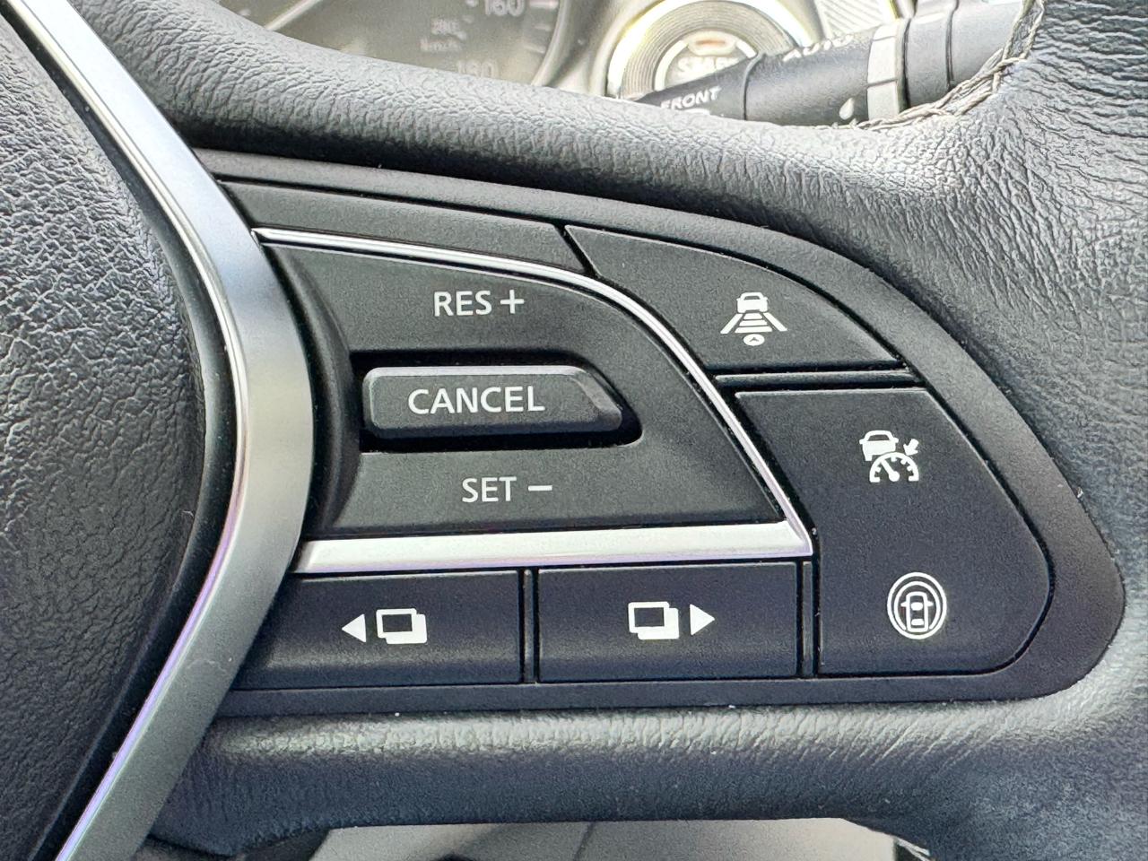 Infiniti Q50 3.0t LUXE RWD 2021