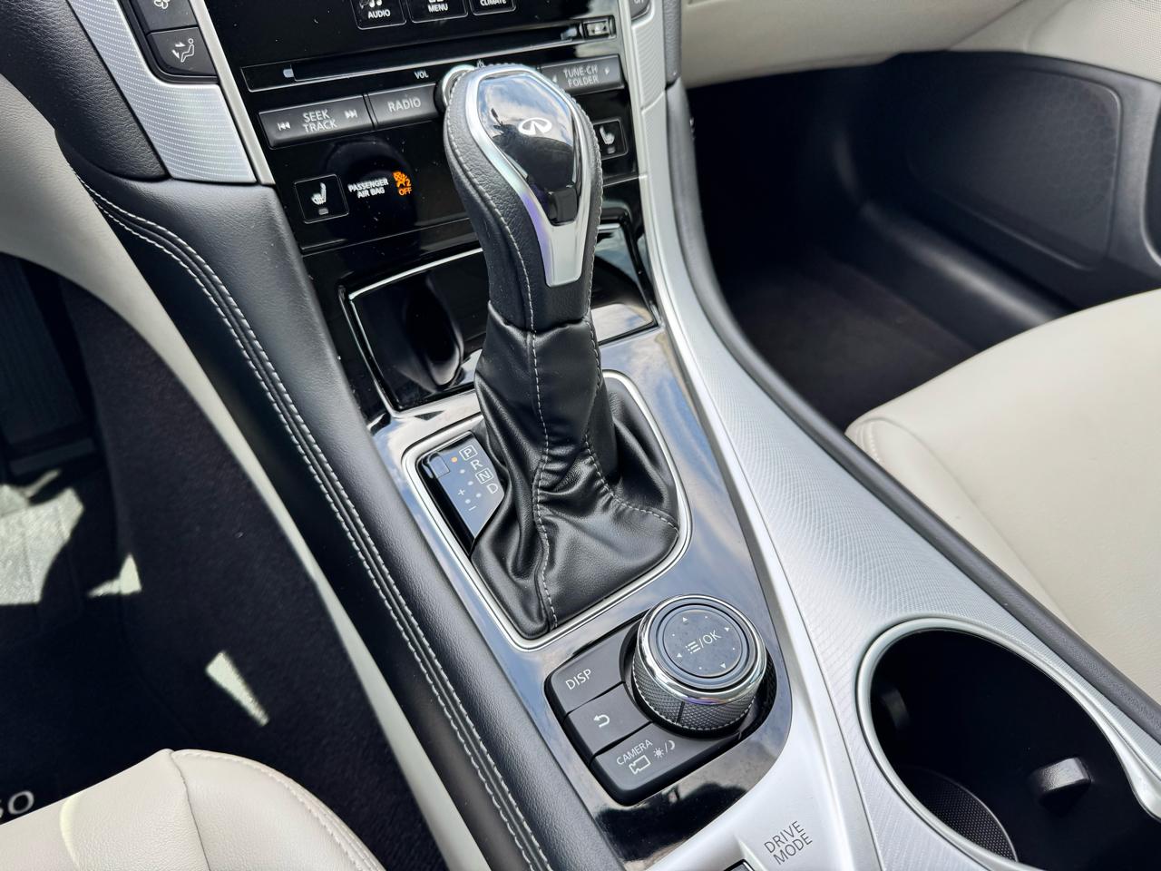 Infiniti Q50 3.0t LUXE RWD 2021