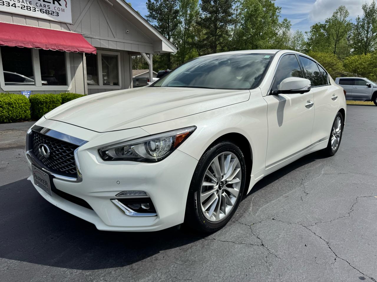 Infiniti Q50 3.0t LUXE RWD 2021