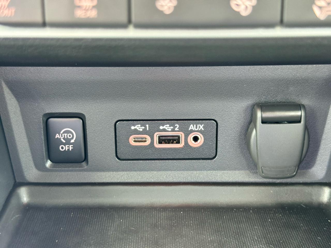 Nissan Sentra SR CVT 2024