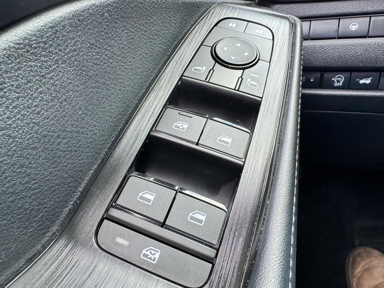 Nissan Rogue FWD SV 2025