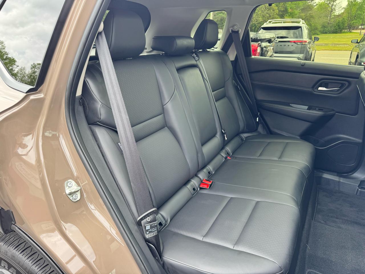 Nissan Rogue FWD SV 2025