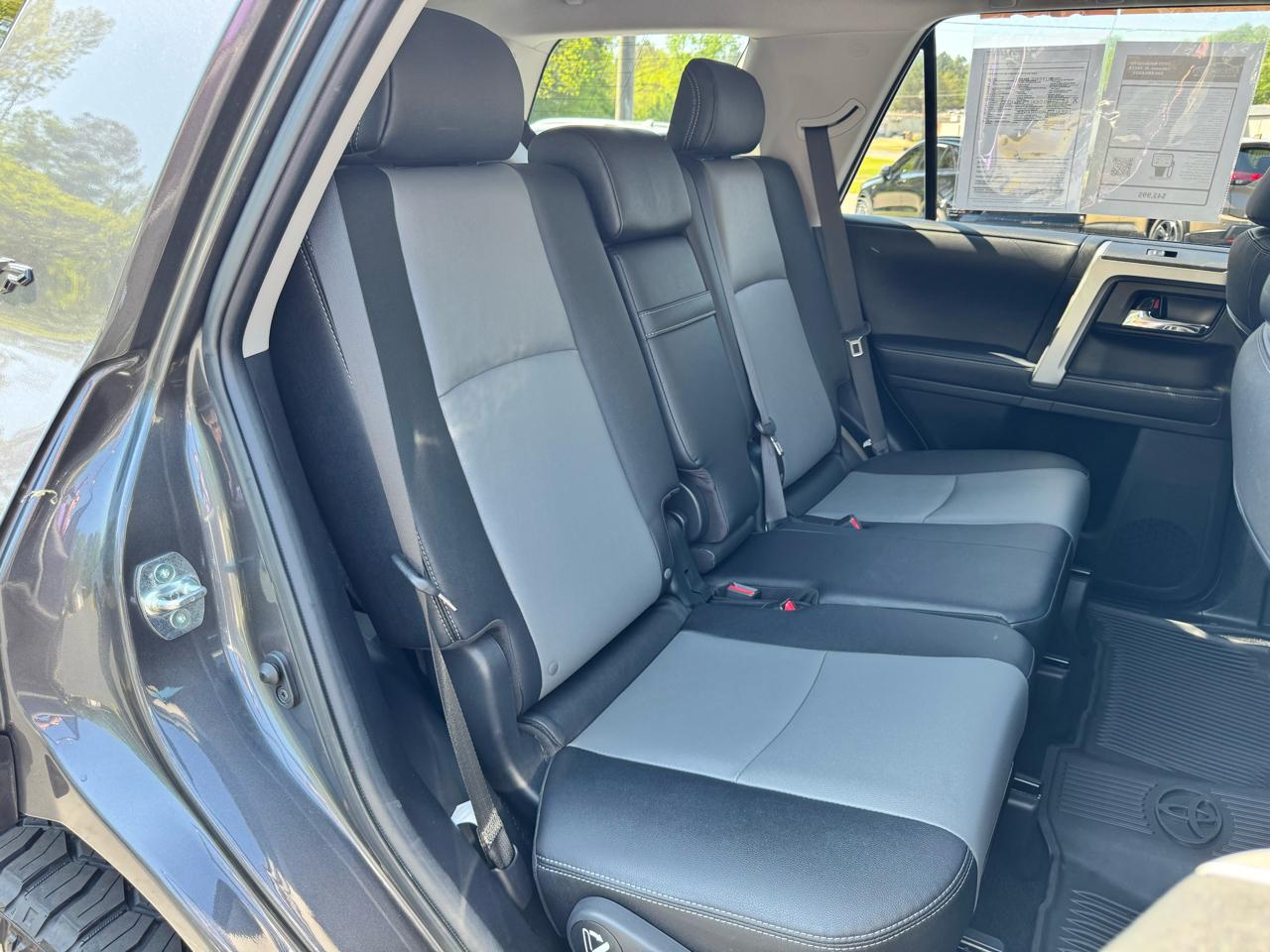 Toyota 4Runner SR5 Premium 2WD (Natl) 2023