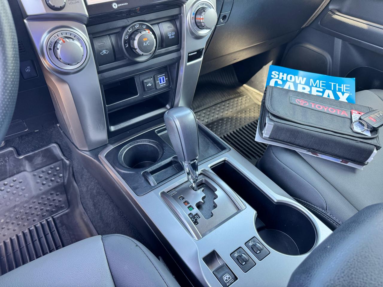 Toyota 4Runner SR5 Premium 2WD (Natl) 2023