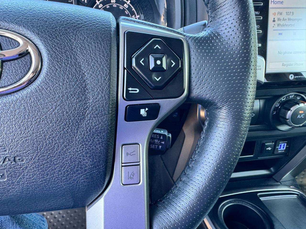 Toyota 4Runner SR5 Premium 2WD (Natl) 2023