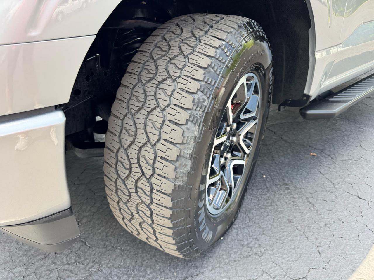 Ford F-150 XLT SuperCrew 5.5-ft. Bed 4WD 2023