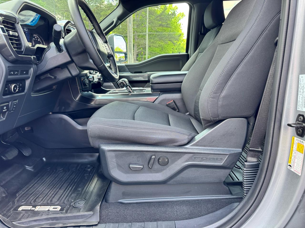 Ford F-150 XLT SuperCrew 5.5-ft. Bed 4WD 2023