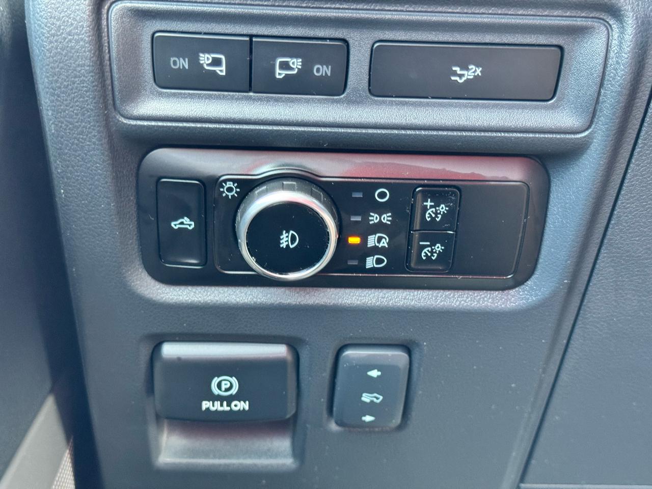 Ford F-150 XLT SuperCrew 5.5-ft. Bed 4WD 2023