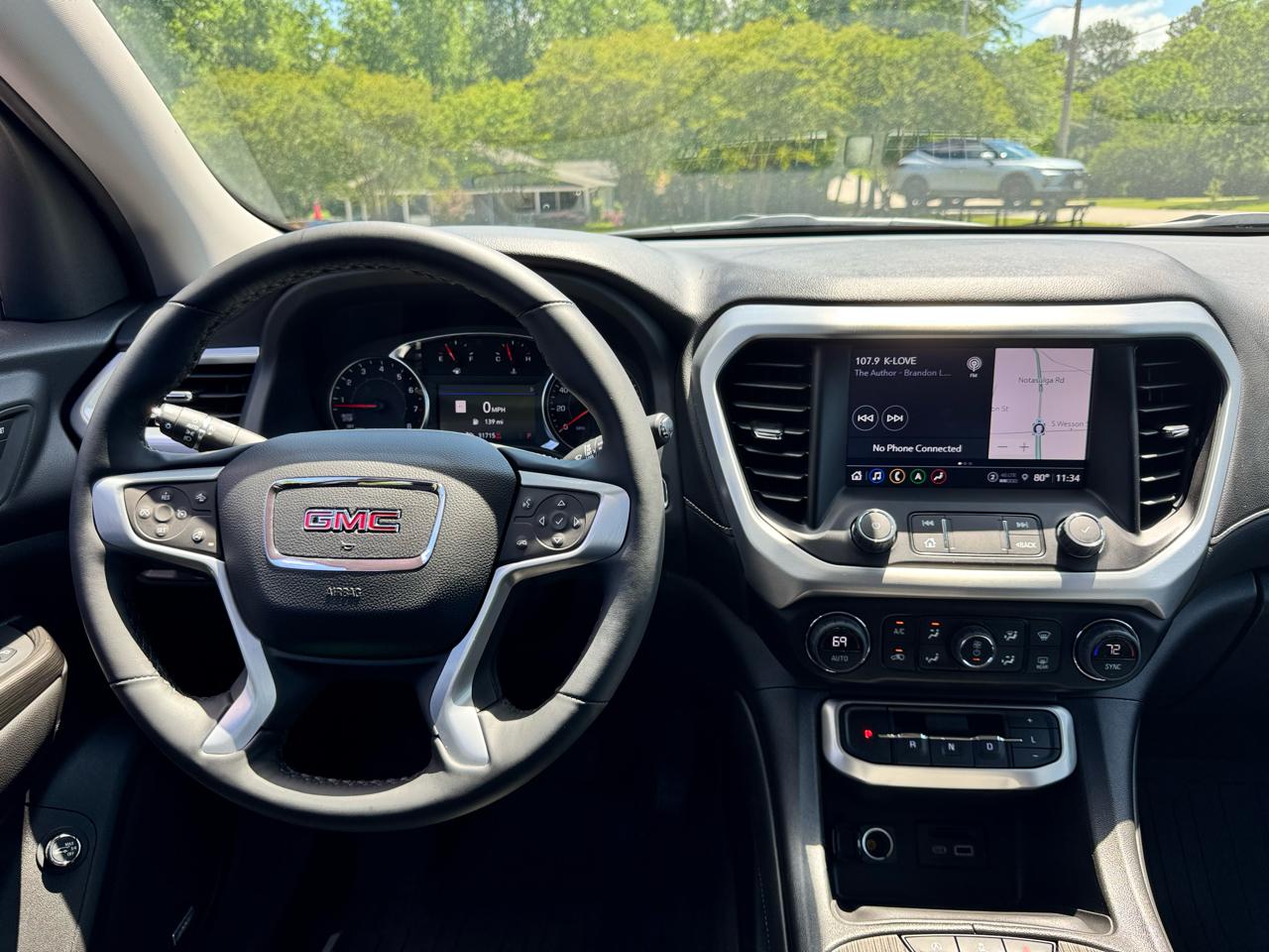 GMC Acadia FWD 4dr SLT 2023