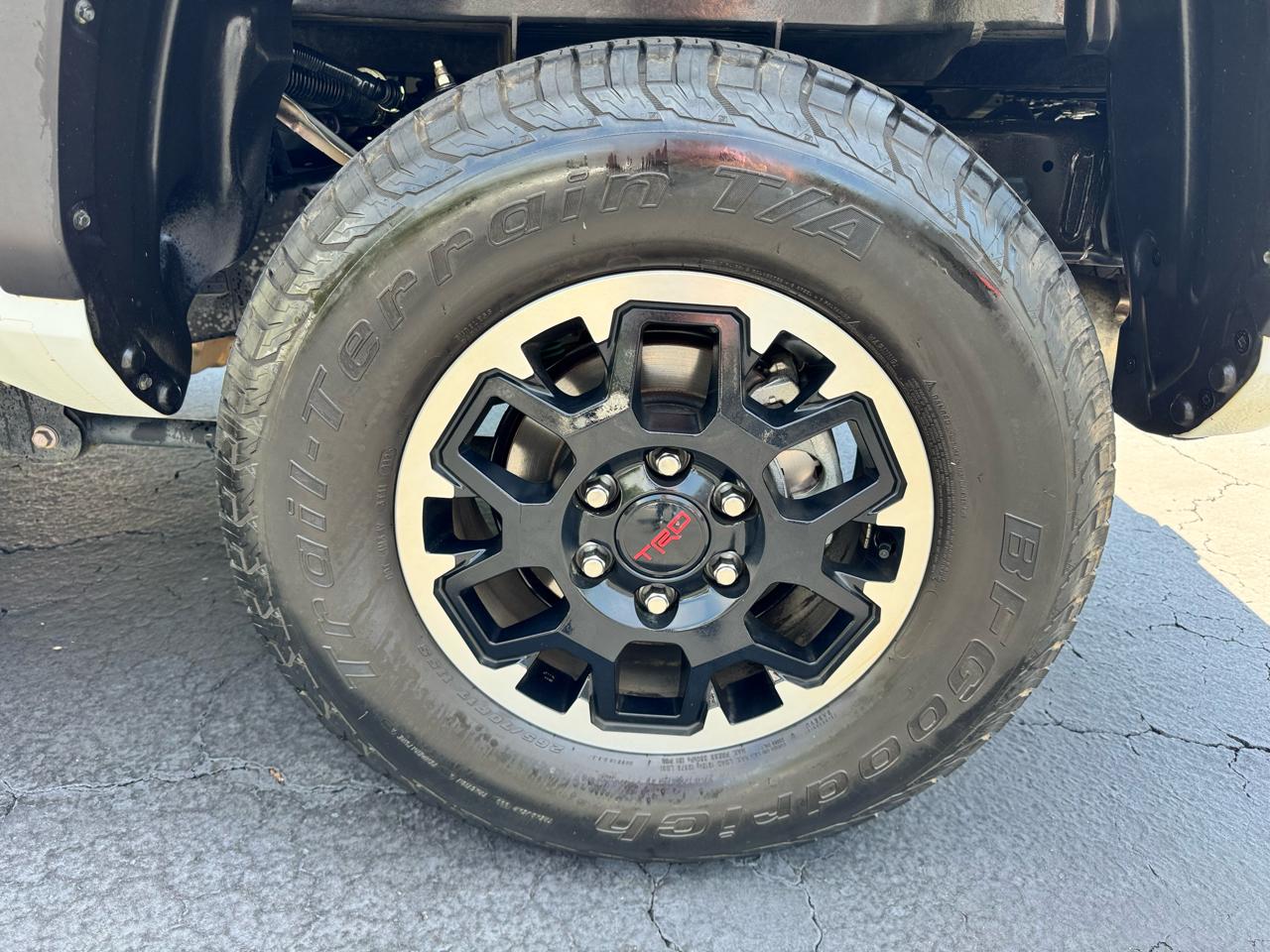 Toyota Tacoma 4WD TRD Off Road Double Cab 5' Bed AT (Natl) 2025