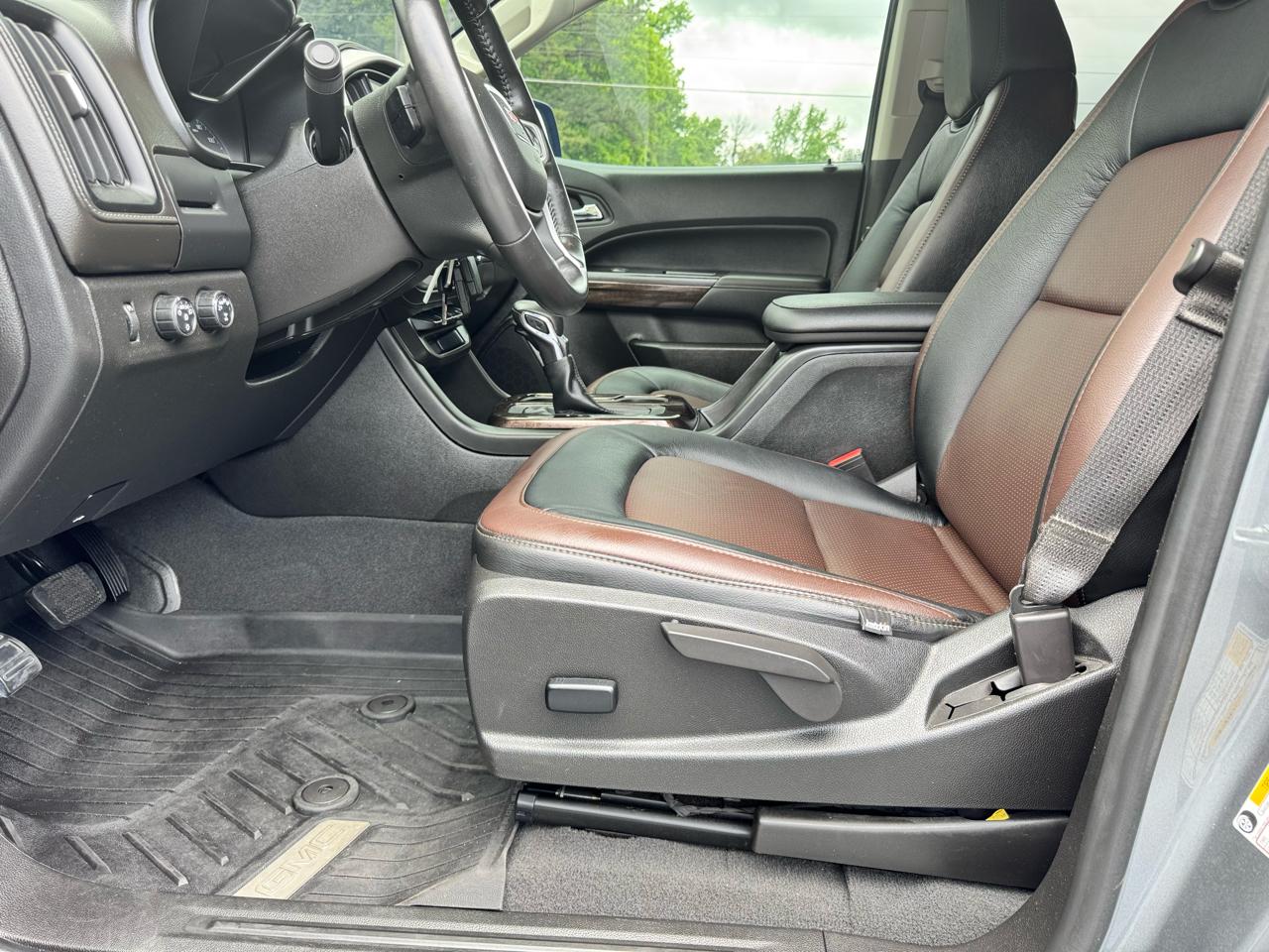 GMC Canyon 4WD Crew Cab 128" Elevation 2022