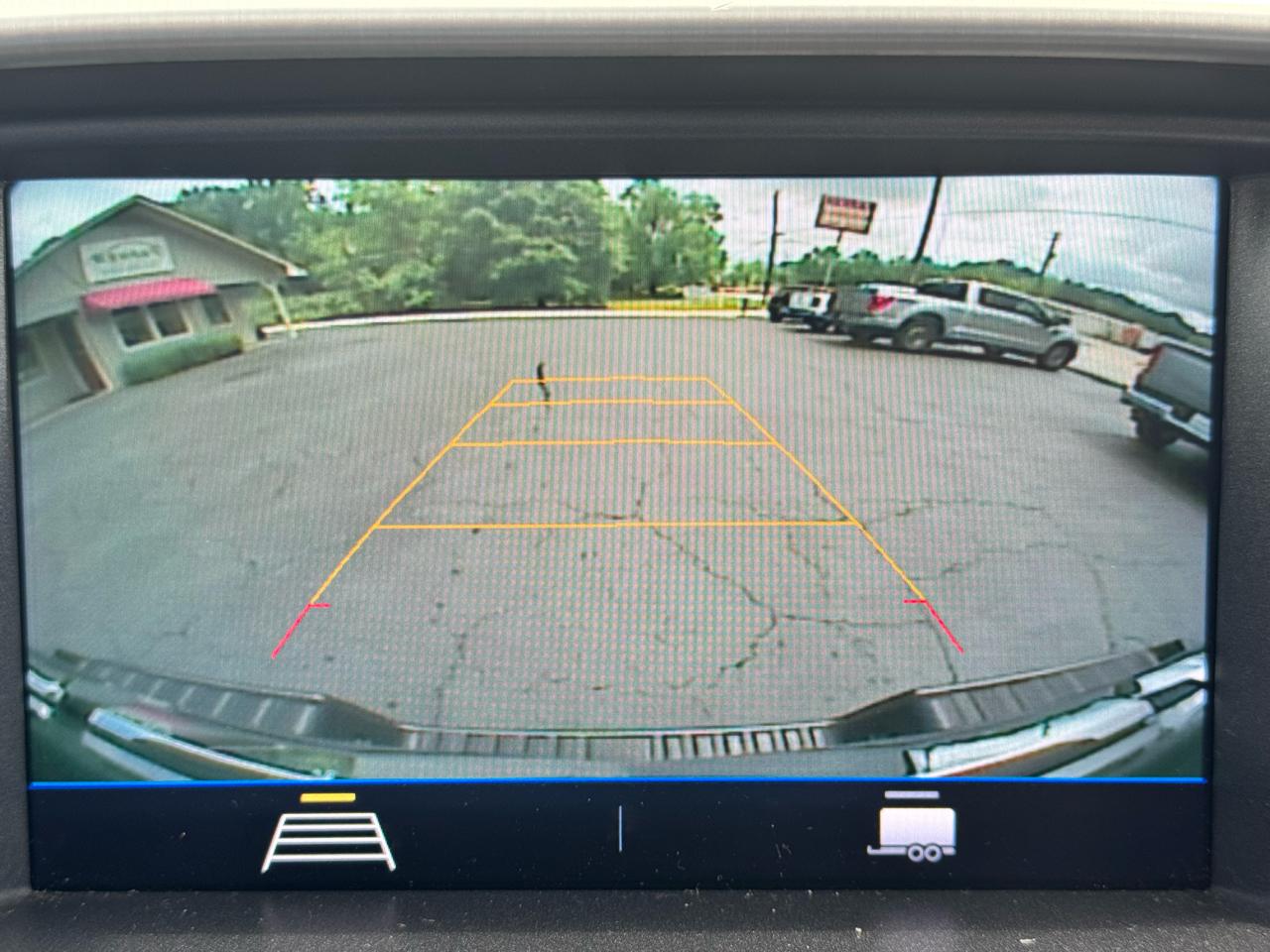 GMC Canyon 4WD Crew Cab 128" Elevation 2022