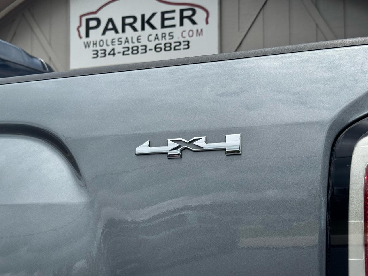 GMC Canyon 4WD Crew Cab 128" Elevation 2022