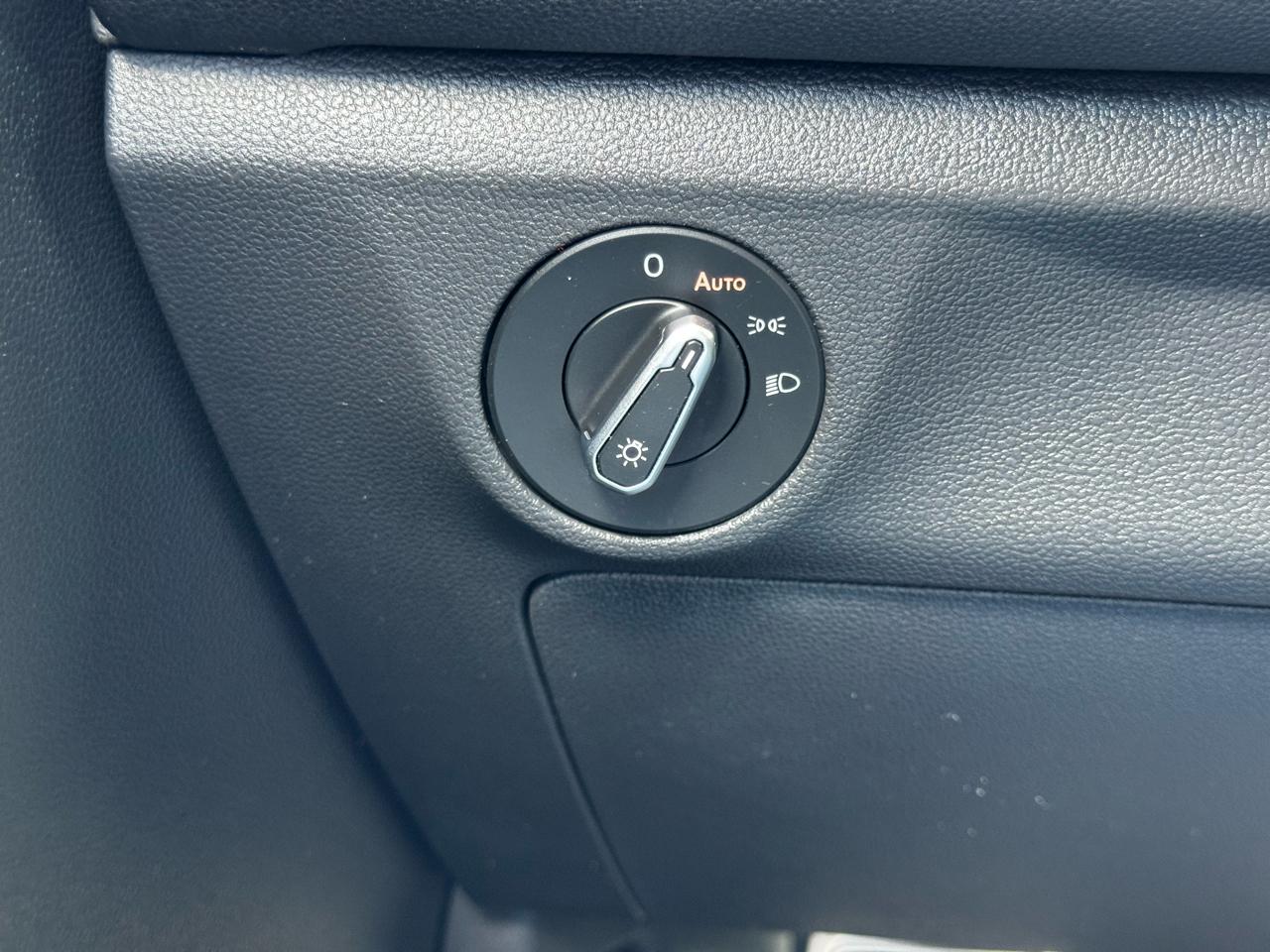 Volkswagen Jetta Sport Auto 2025