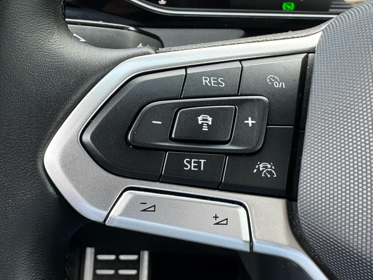 Volkswagen Jetta Sport Auto 2025