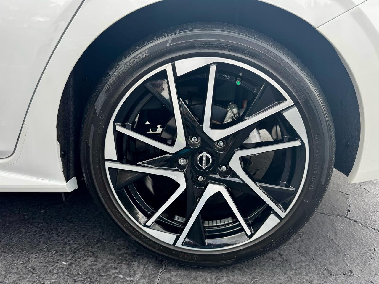 Nissan Sentra SR CVT 2025