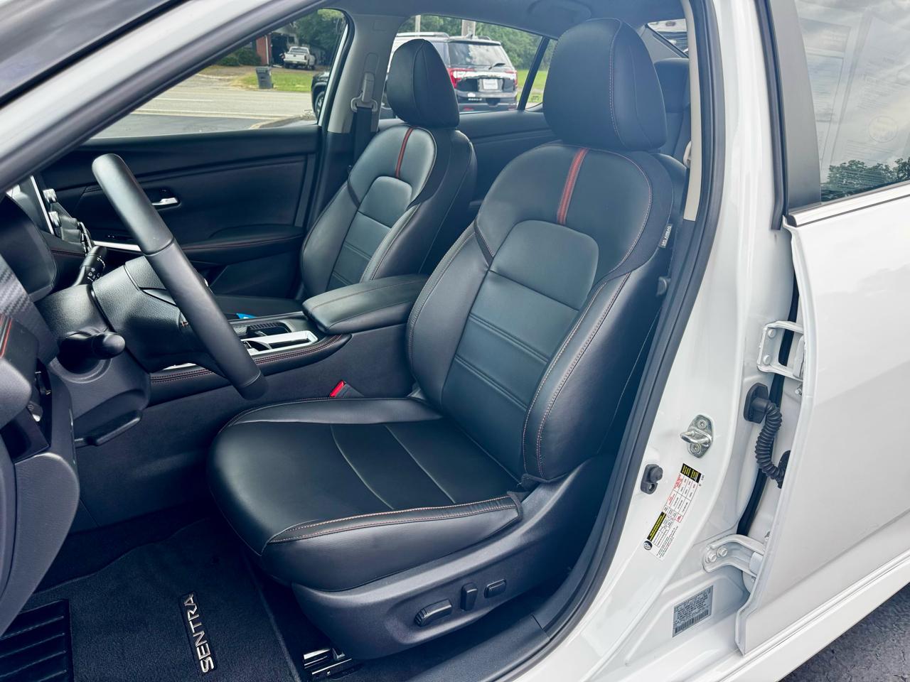 Nissan Sentra SR CVT 2025