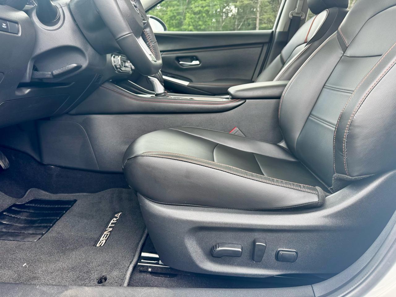 Nissan Sentra SR CVT 2025