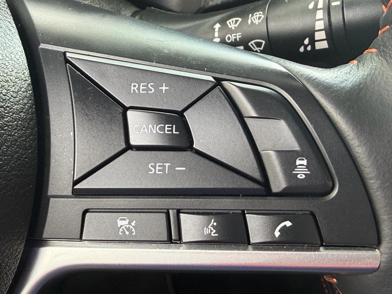 Nissan Sentra SR CVT 2025