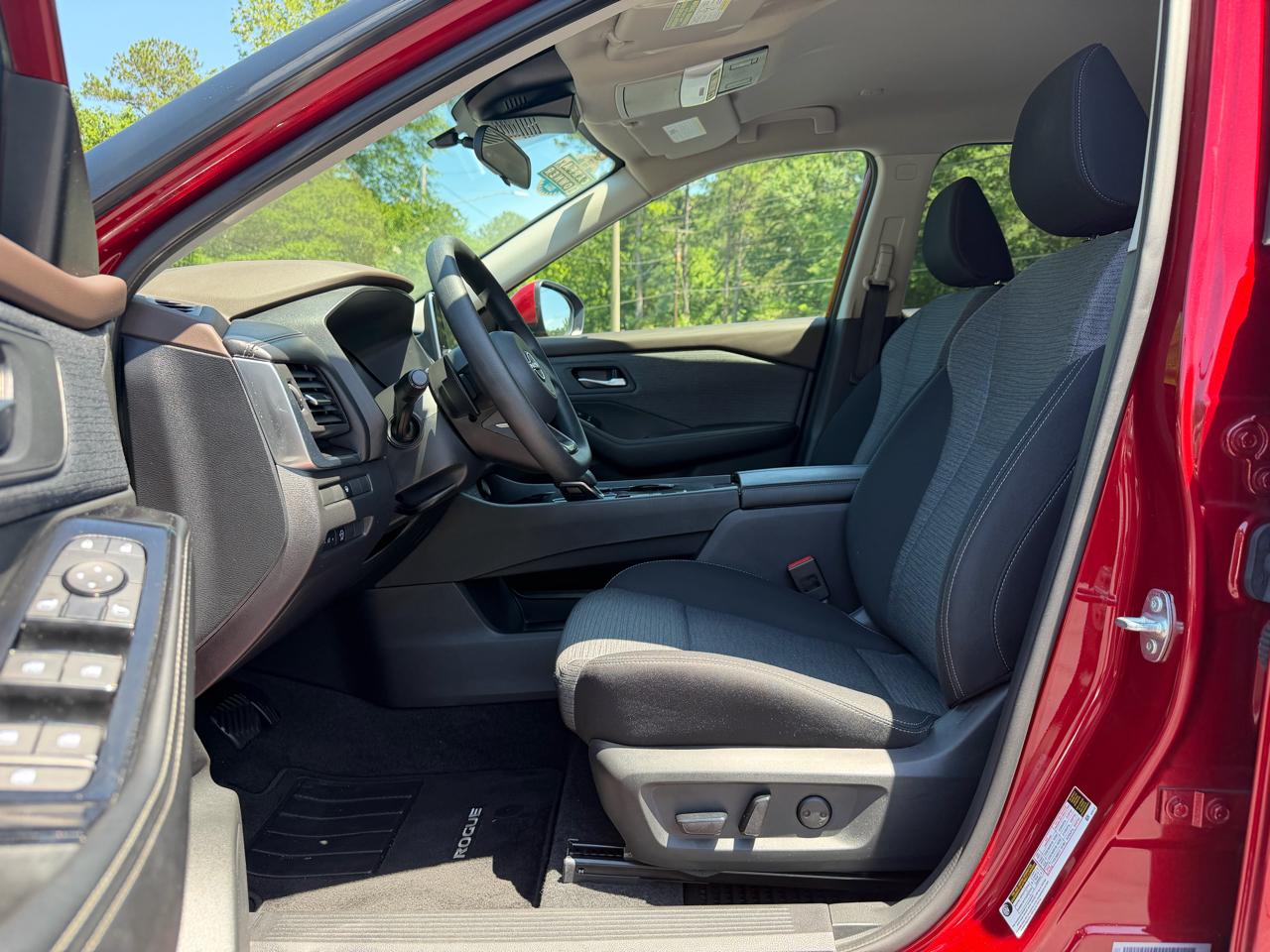 Nissan Rogue FWD SV 2023
