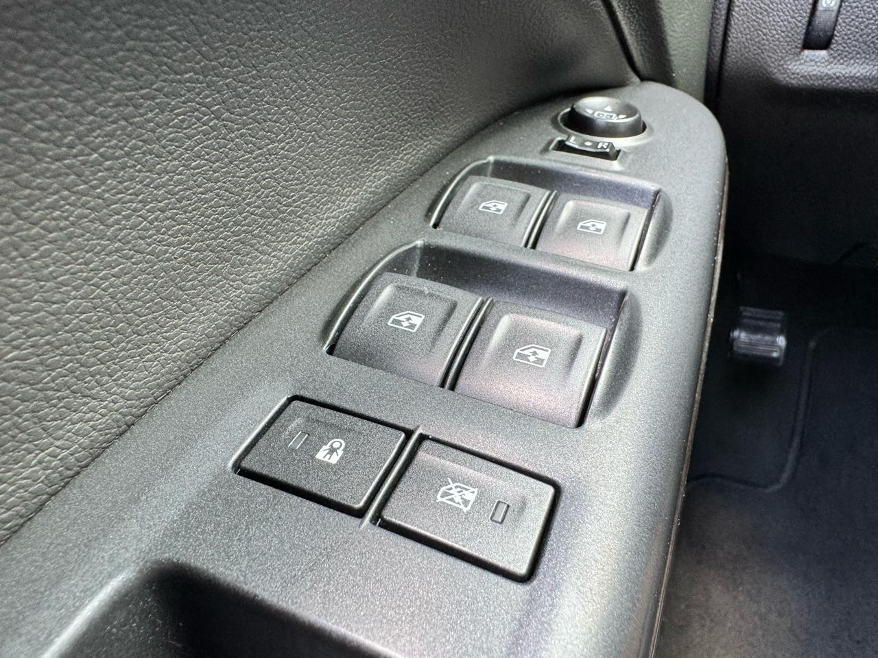 GMC Canyon 4WD Crew Cab 128" Elevation 2022