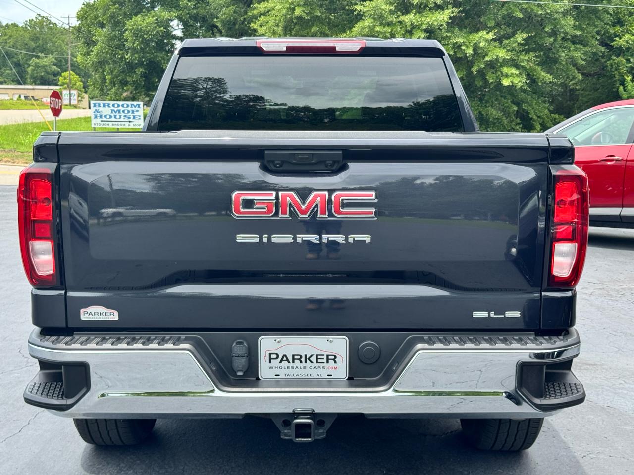 GMC Sierra 1500 4WD Crew Cab 147" SLE 2024